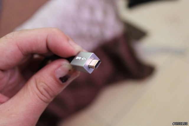 Micro HDMI接頭無法接手機