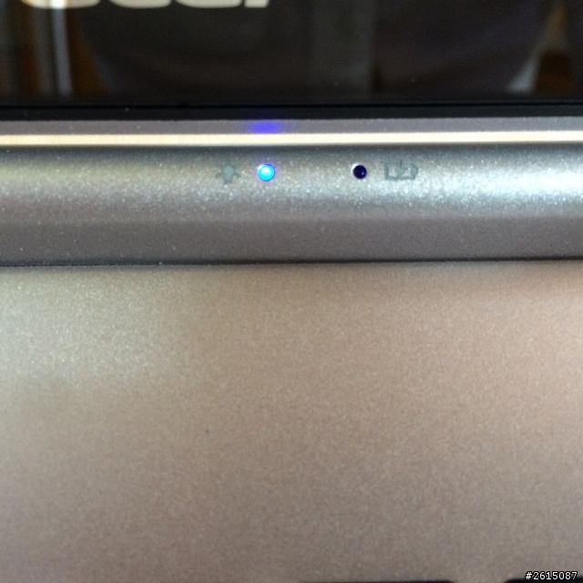 應網友要求的開箱 Acer S3-392