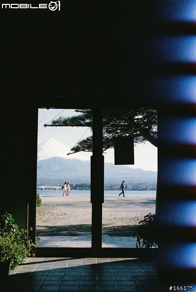 請問這樣 Leica M6 算壞掉很嚴重了嗎? (內有照片)