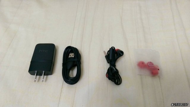 HTC M8 燒燙燙開箱文(要的應該都有了)[已新增Fitbit]