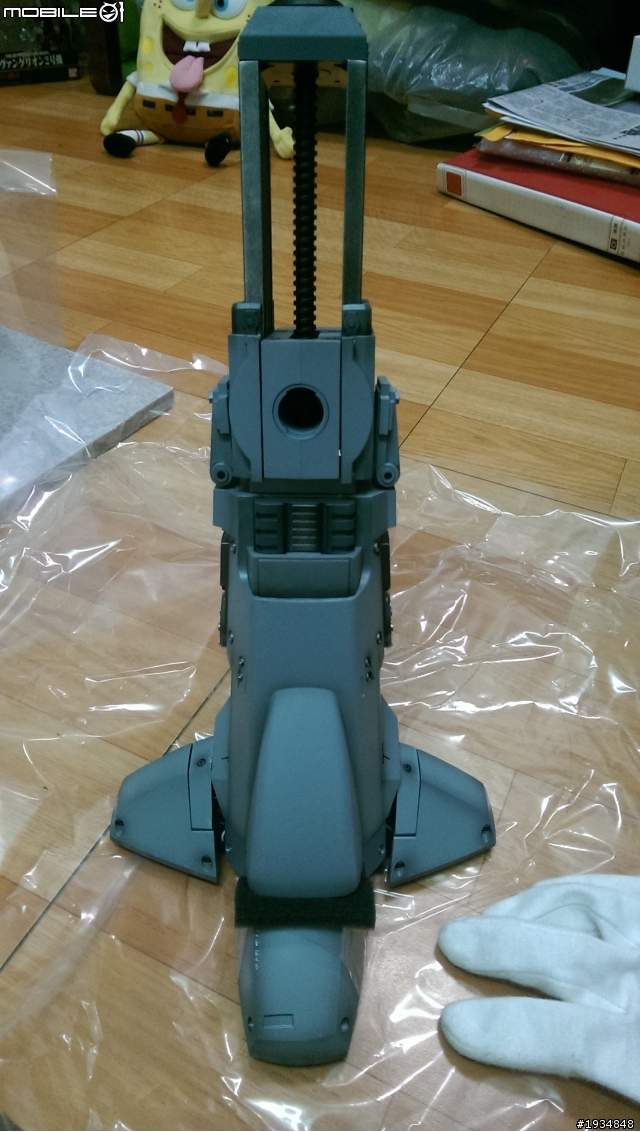 開箱~~~ Hot Toys 機器戰警 ED-209 ~^^~
