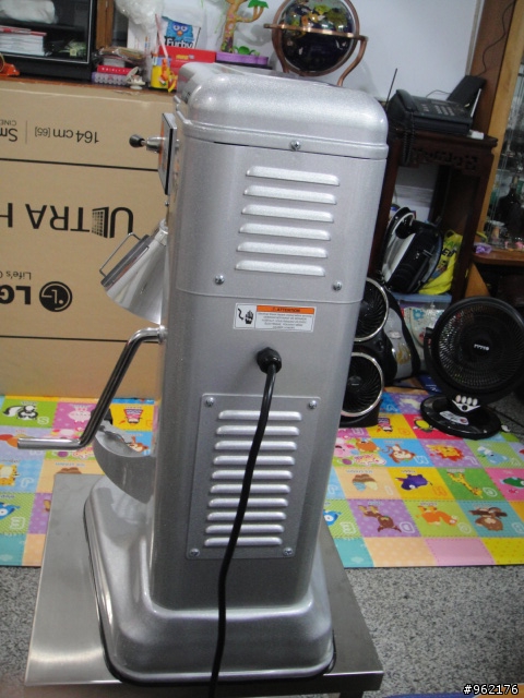 小林機械1貫15速220V攪拌機開箱