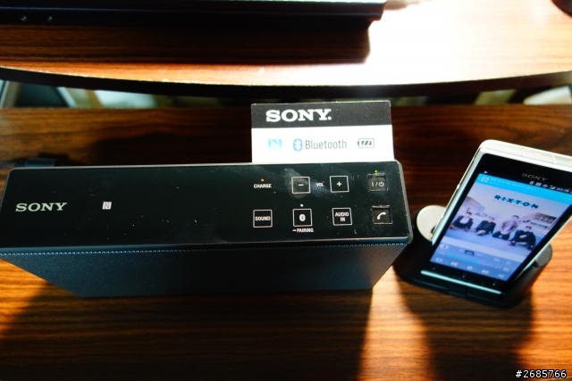 <開箱文> Sony SRS-X5 行動藍芽喇叭之小體積大震撼!!