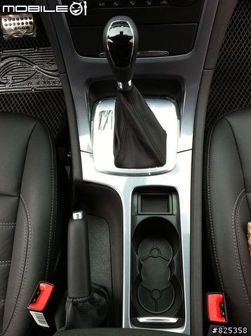 2014 Mondeo TDCi 豪華型，開箱。圖多字多。由Metrostar換成TDCi。