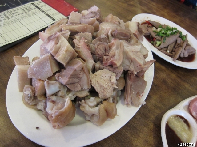 [食記] 屏東九如。里港趙壽山餛飩豬腳