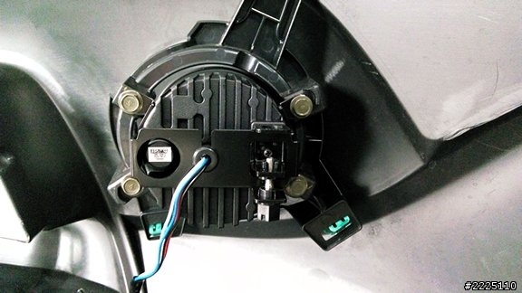 ALL NEW LIVINA 新款OSRAM FOG 101 LED霧燈  日行燈 上身