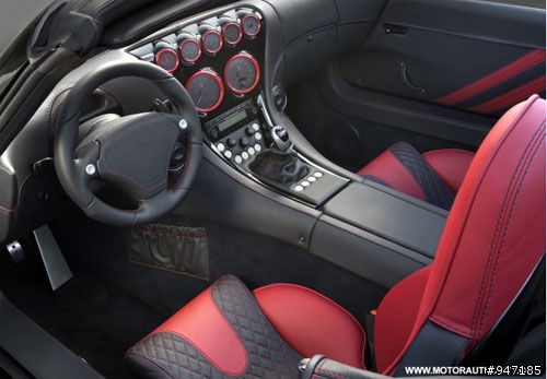 超速蜥蜴 Wiesmann Roadster MF5 限量版本被撞爛了 (轉貼)
