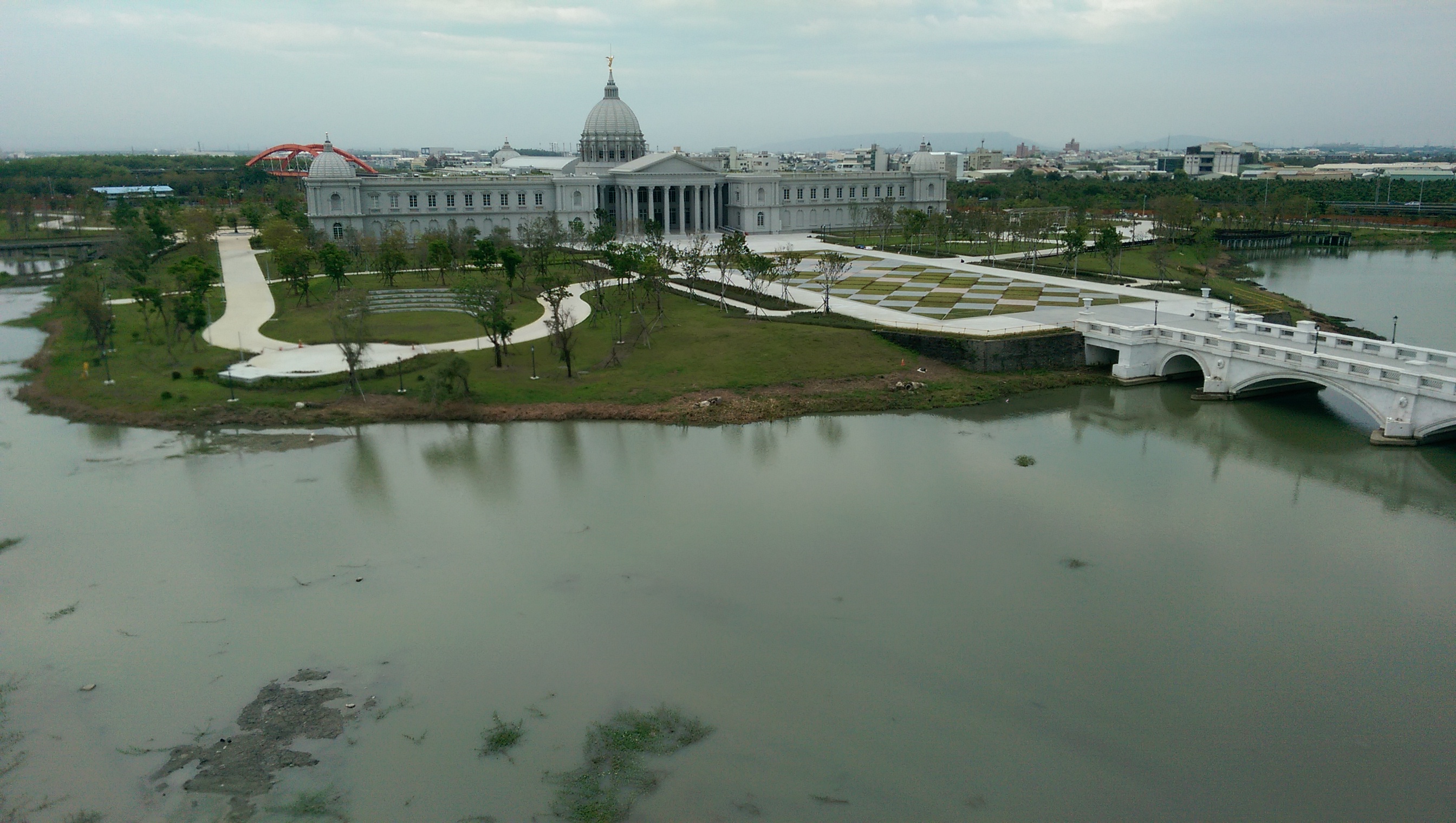 [補上M8空拍錄影影片]hTC M8 看見台灣之空拍台南都會公園美博物館