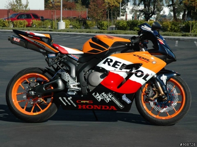 [遲來的開箱]義大利老鷹carrera veleno RN & 義大利astute手工座墊