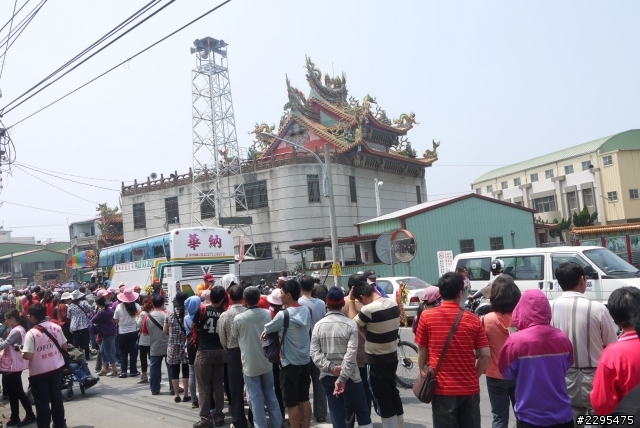 一生一定要體會的大甲媽祖繞境 有吃又有拿的福特休息站