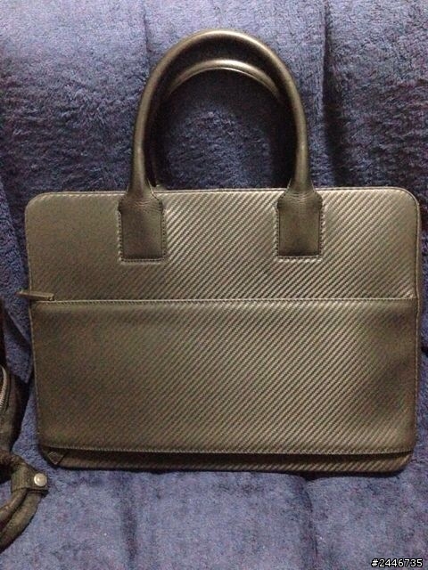 揮別青澀的戀愛世代，新包入手，Dunhill Chassis Single zip Briefcase