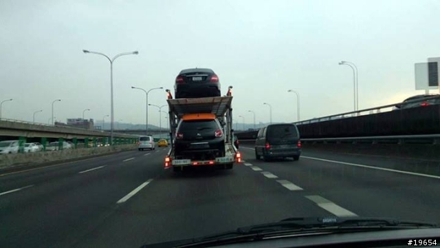 Citroën DS3((圖傷眼誤怪))