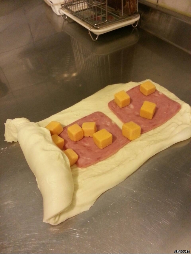 用麵包機做出來的 火腿乳酪吐司(更新火腿起司吐司)