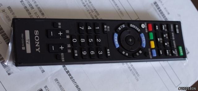 不專業的 Sony KDL - 42W650A 開箱及測試文章