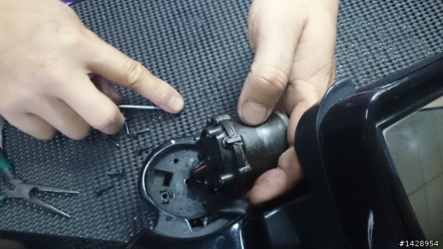 BMW X5 (E53) 後視鏡維修