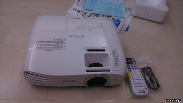 EPSON EH-TW5200 [開箱啦]