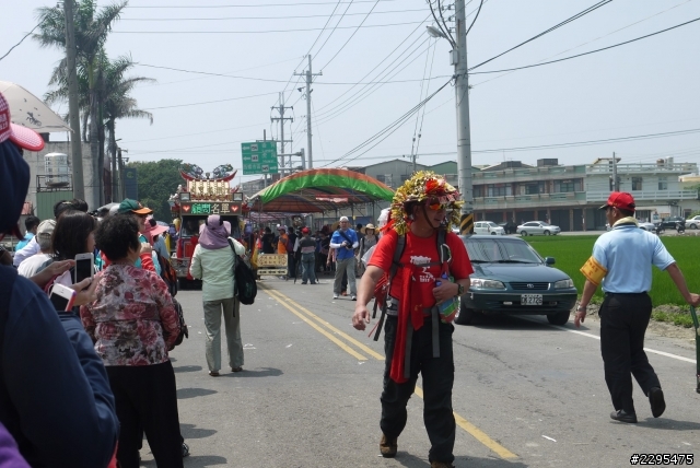 一生一定要體會的大甲媽祖繞境 有吃又有拿的福特休息站