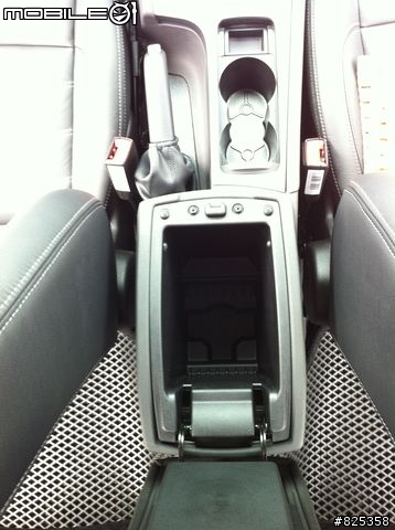 2014 Mondeo TDCi 豪華型，開箱。圖多字多。由Metrostar換成TDCi。