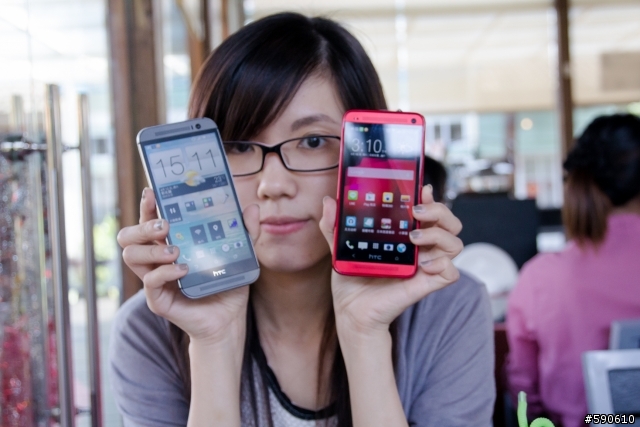 HTC ONE  M8  簡單開箱(內有惡犬  慎入)