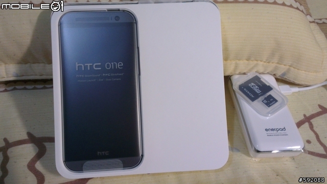 hTC One (M8) 16G 灰 微開箱