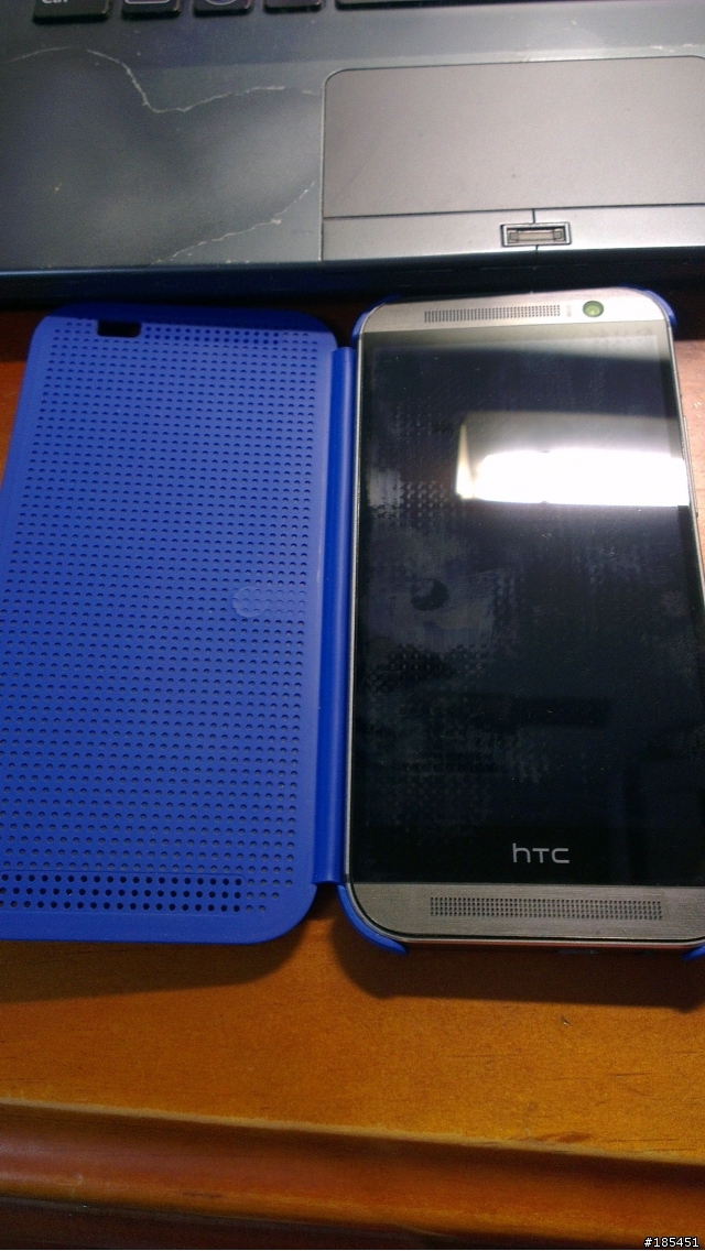 htc dot view藍色