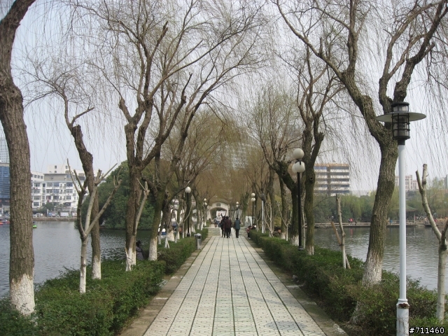 年行萬里 ~ D17 城市裡的綠野天堂 南昌閒逛-八一公園-佑民寺-贛江公園