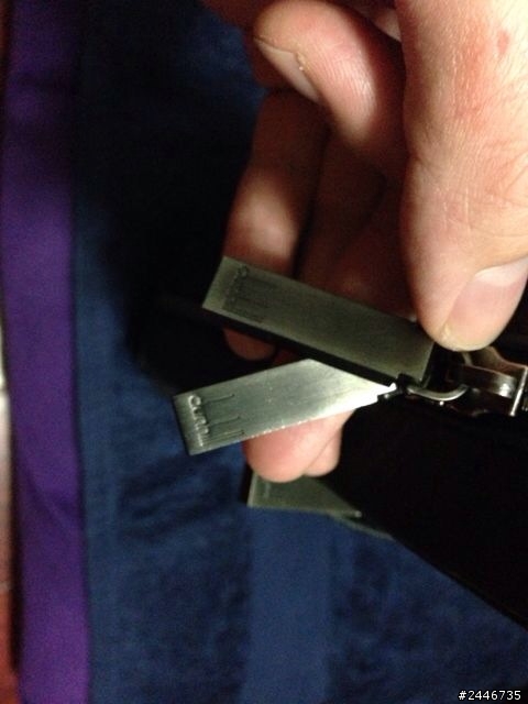 揮別青澀的戀愛世代，新包入手，Dunhill Chassis Single zip Briefcase