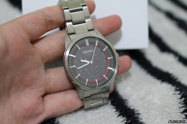 20歲的生日禮物SEIKO太陽能錶V14J-0AX0R