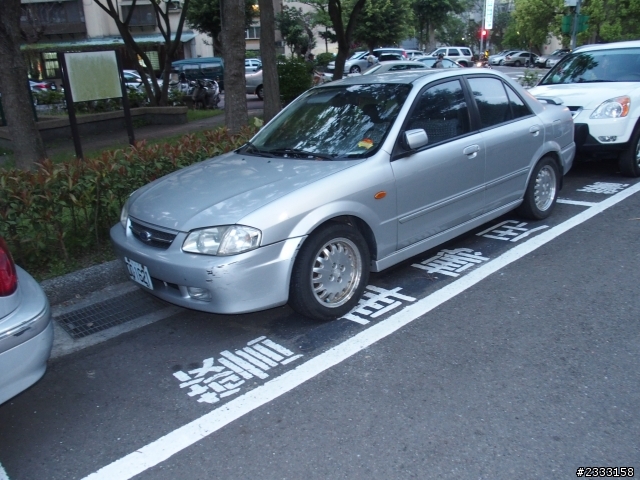 [20140603更新]請問這兩台車是不是警車?