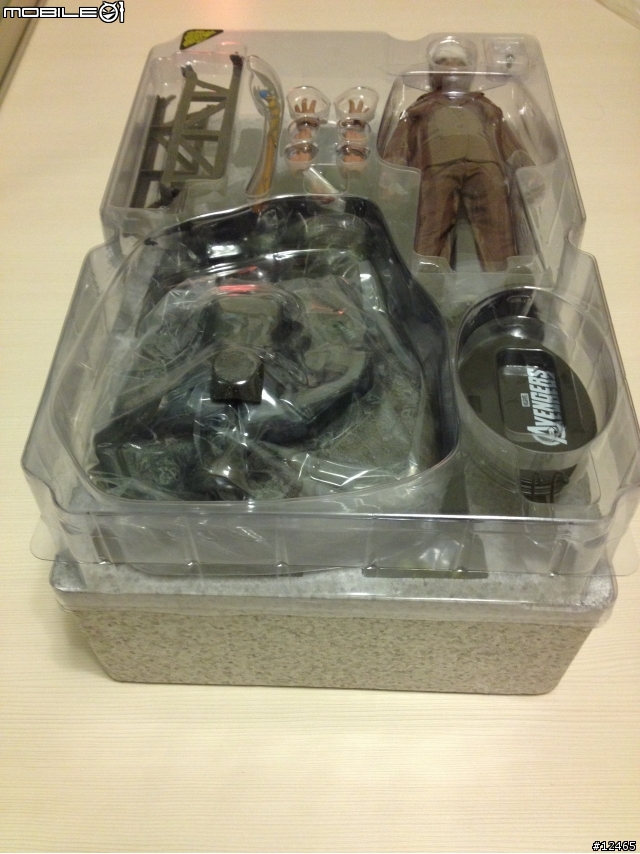 Hot Toy MMS230 BB&HK (圖多: 同捆雙人組(MMS186浩克&MMS229班納博士)