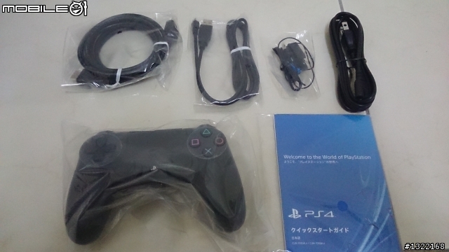 入手了！ＰＳ４簡單開箱！