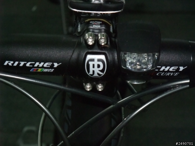 我的第一部碳纖公路車 Swift Carbon Ultravox RS1