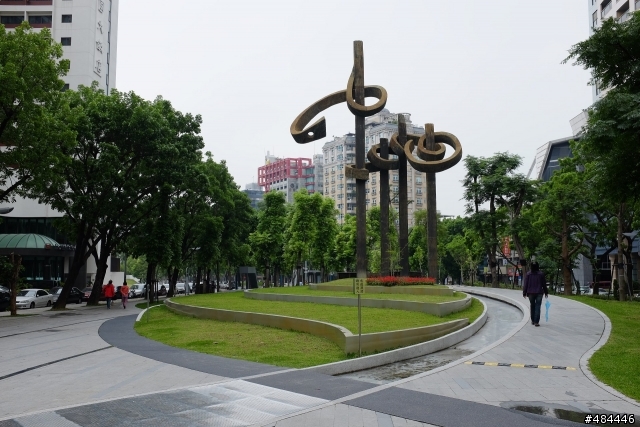 (台中-西區)勤美溫馨小宅"圖多"
