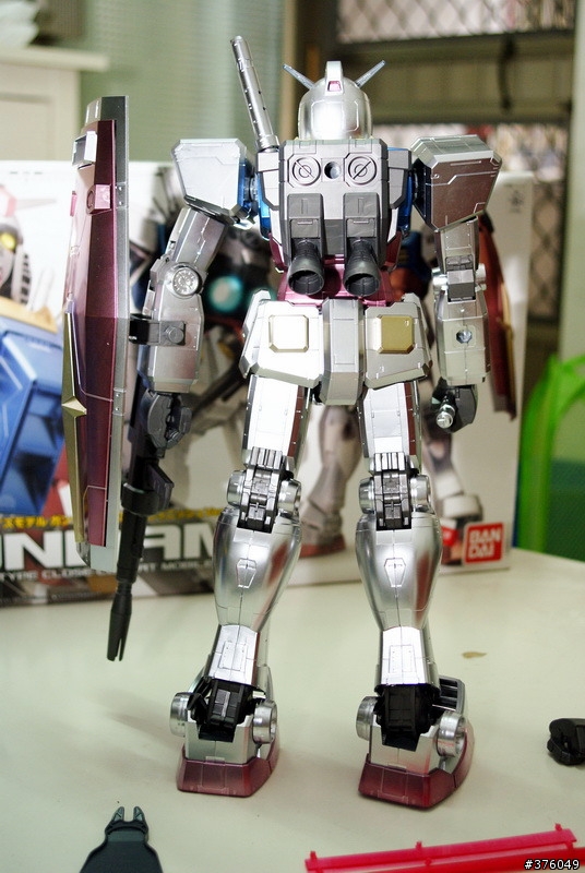 [開箱]鋼彈 MEGA SIZE 1/48 RX-78-2 GUNDAM EXPO限定電鍍版