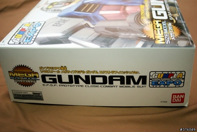 [開箱]鋼彈 MEGA SIZE 1/48 RX-78-2 GUNDAM EXPO限定電鍍版