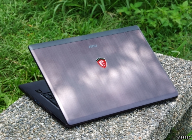 新世代超輕薄電競筆電 - MSI GS70 2PE Stealth Pro完整實測