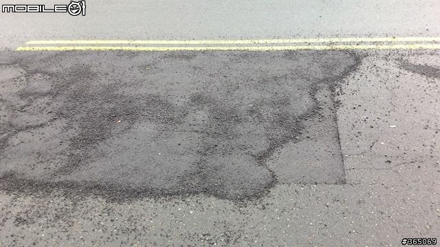 馬路10分鐘前剛補好