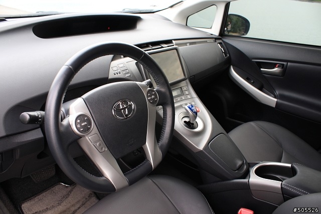 [自租試駕]Prius PHV晃動日月潭