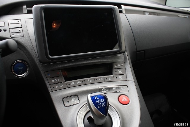 [自租試駕]Prius PHV晃動日月潭