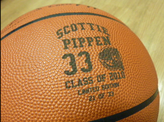 分享- Scottie Pippen 入選名人堂的限量簽名球
