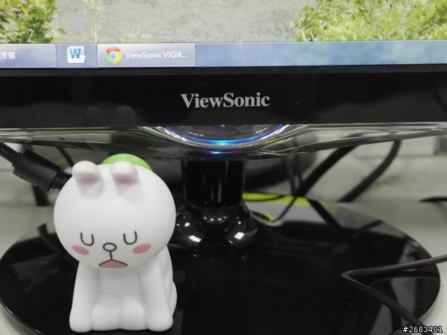 螢幕大超舒服，ViewSonic VX2452mh螢幕