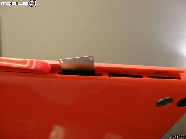 HTC 816 機身鐵片問題?
