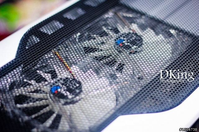 【圖多慎入】水冷＆機殼分享  Corsair 600T & Larkooler SKYWATER 330