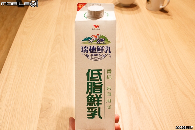 小惡魔甜點分享 小泡芙佐蜂蜜卡士達醬