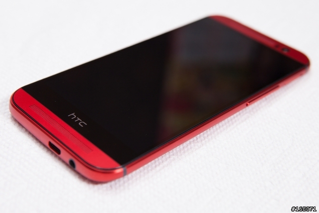 HTC M8 紅色 首批馬上入手！