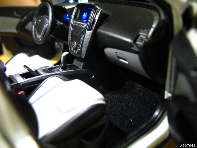 我也入手U6啦(圖多)~~