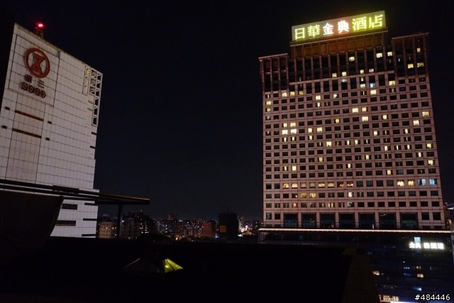 (台中-西區)勤美溫馨小宅"圖多"