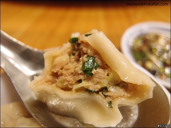 [食記]台中神岡-蓉城水餃海鮮小館。腳踏車道旁的美食