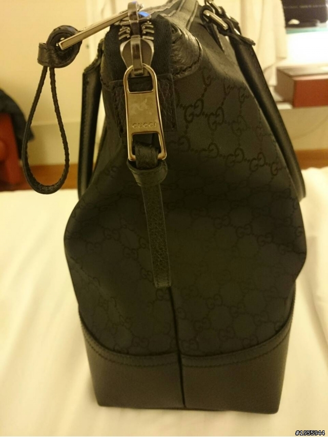關於此款GUCCI 扥特包?購物包?