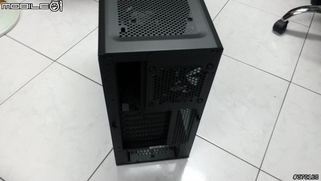 (開箱)海盜船230T機殼外加夜店扇